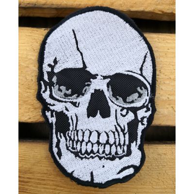 Czaszka Czacha Srebrne Oczodoły Naszywka Haftowana Patch