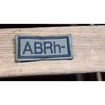 Grupa krwi AB Rh-  zielona wojskowa naszywka patch krew krwiodawstwo honorowe